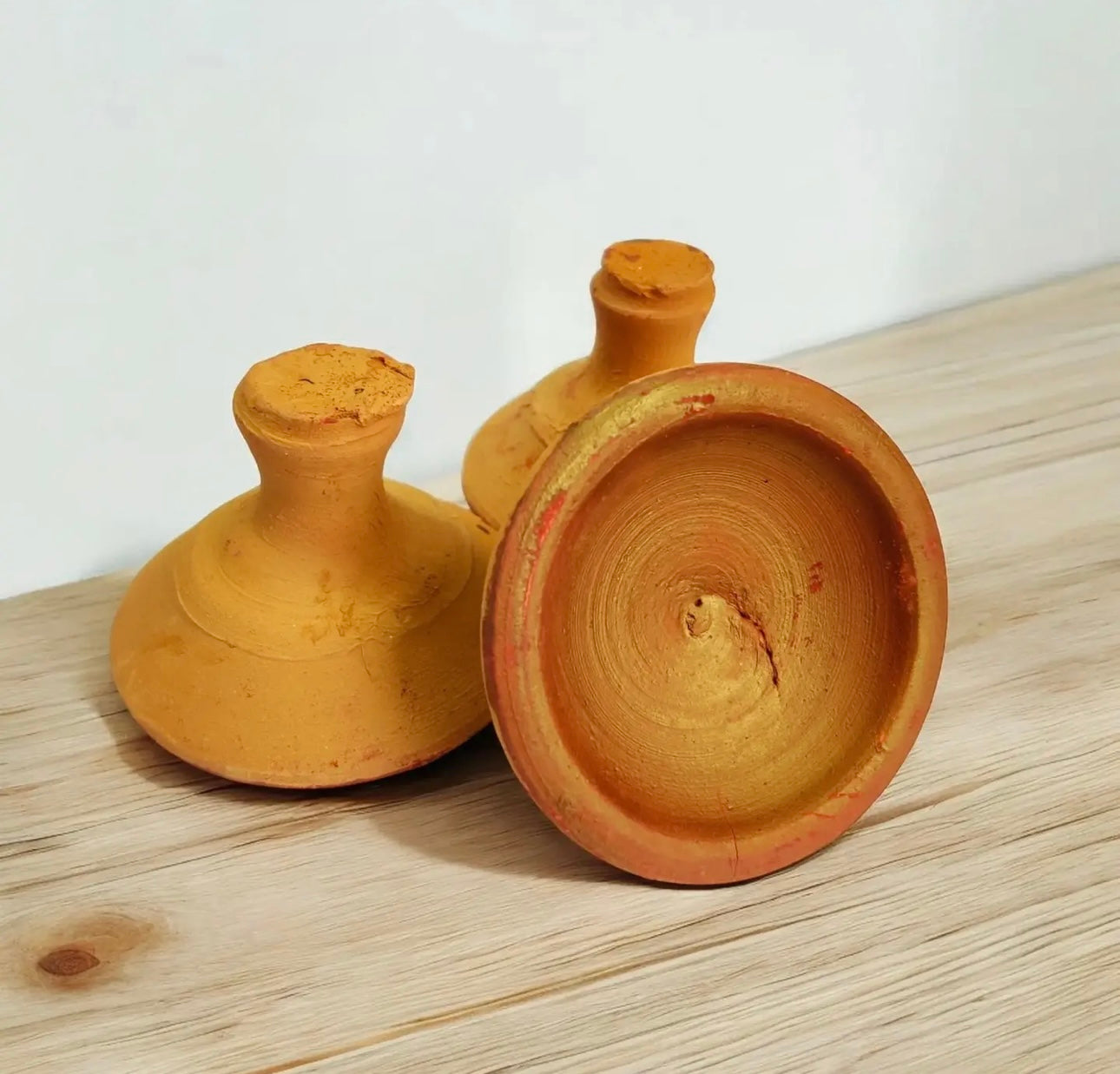 Mini Clay Tagine for Aker Fassi – Handcrafted Moroccan Beauty Holder